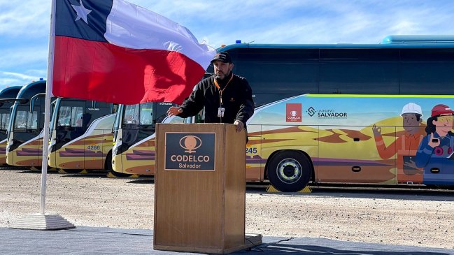   Codelco Salvador estrenó 30 buses eléctricos para trabajadores 