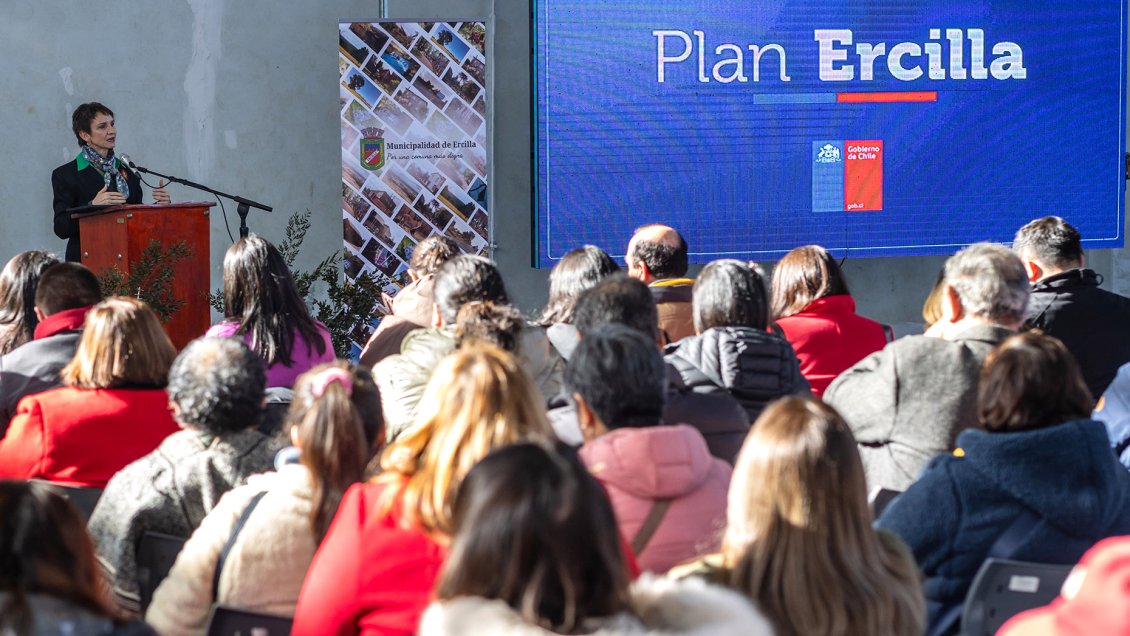 Tohá anunció inversión de 32 mil millones en el 
