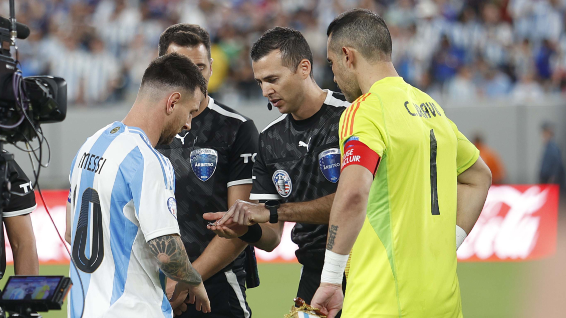 Claudio Bravo lanzó 