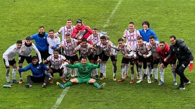   Linares doblegó a Deportes Concepción y avanzó a cuartos en la Zona Sur de la Copa Chile 