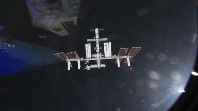   Astronautas en la EEI se refugian en sus cápsulas tras ruptura de un satélite ruso 