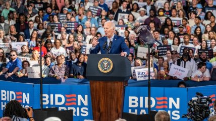   Académica UC: Reemplazar a Biden no garantiza el éxito para el Partido Demócrata 