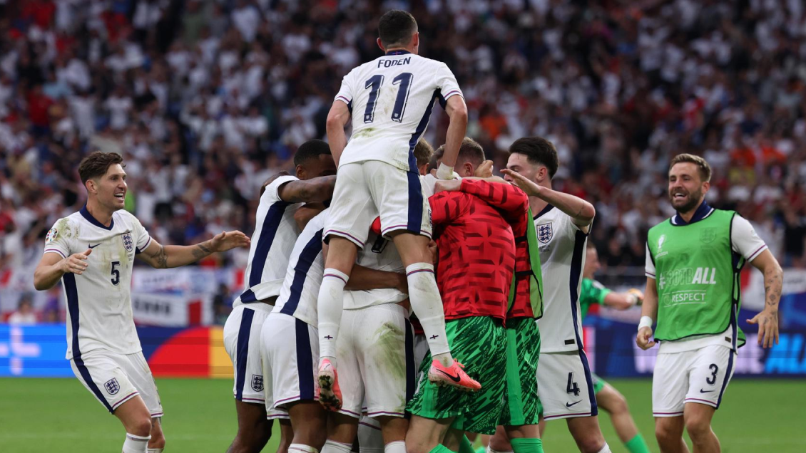 Inglaterra reaccionó ante Eslovaquia con remontada en el alargue para avanzar en la Euro
