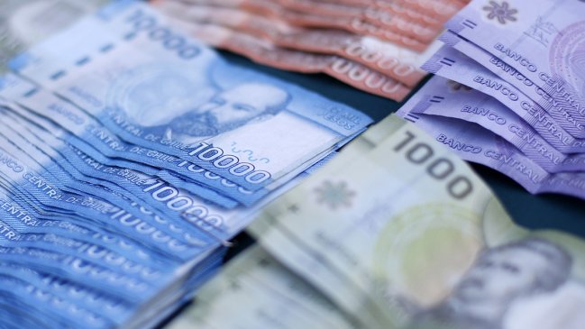   Comenzó a regir en Chile el nuevo salario mínimo de 500.000 pesos 