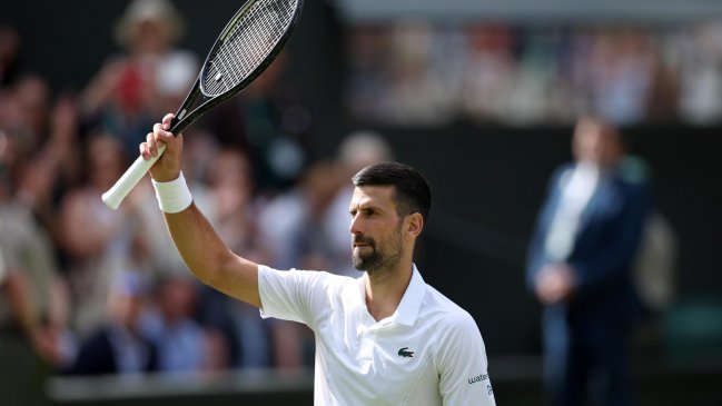   Djokovic se complicó para superar a Fearnley y avanzó a tercera ronda en Wimbledon 