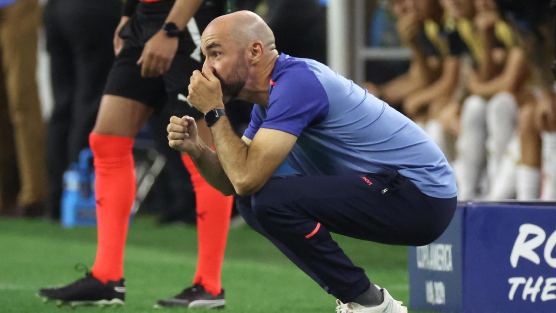 Félix Sánchez dejó la selección de Ecuador tras eliminación ante Argentina