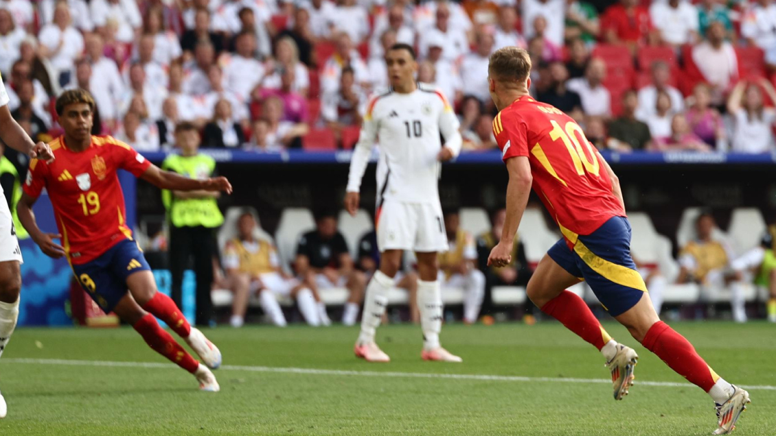 [VIDEO] Dani Olmo vulneró a Neuer y puso a España 1-0 sobre Alemania
