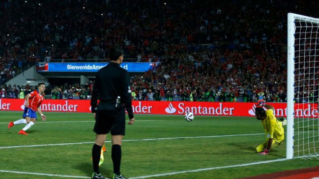   Fanáticos chilenos recordaron a Alexis tras penal fallado por Messi ante Ecuador 