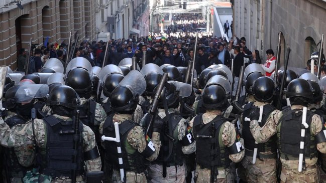   Fiscalía investiga a 24 personas por el alzamiento militar en Bolivia 