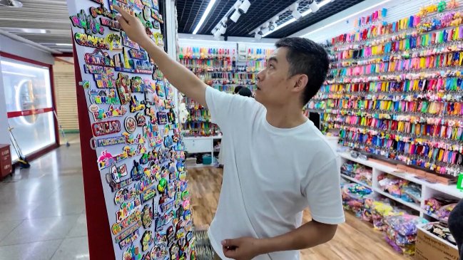 El mayor mercado mayorista del mundo vive auge de ventas de souvenirs en China