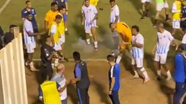   [VIDEO] Policía le disparó a un jugador en el campeonato Goiano de Brasil 