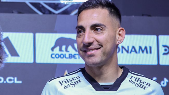 Colo Colo oficializó que Javier Correa sufrió una lesión muscular