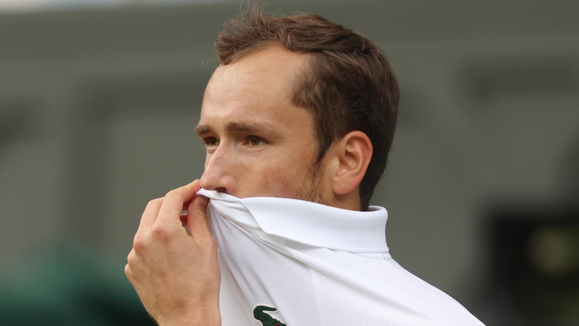 [VIDEO] Daniil Medvedev rozó la descalificación en duelo ante Alcaraz