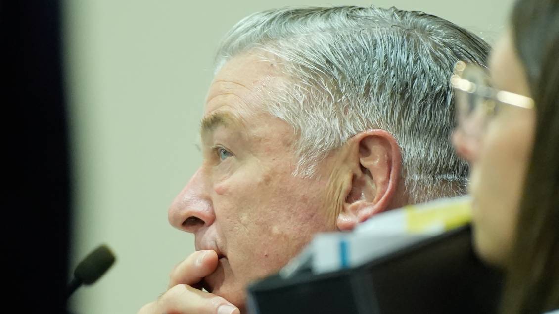 Jueza desestima el juicio de caso de homicidio involuntario contra Alec Baldwin