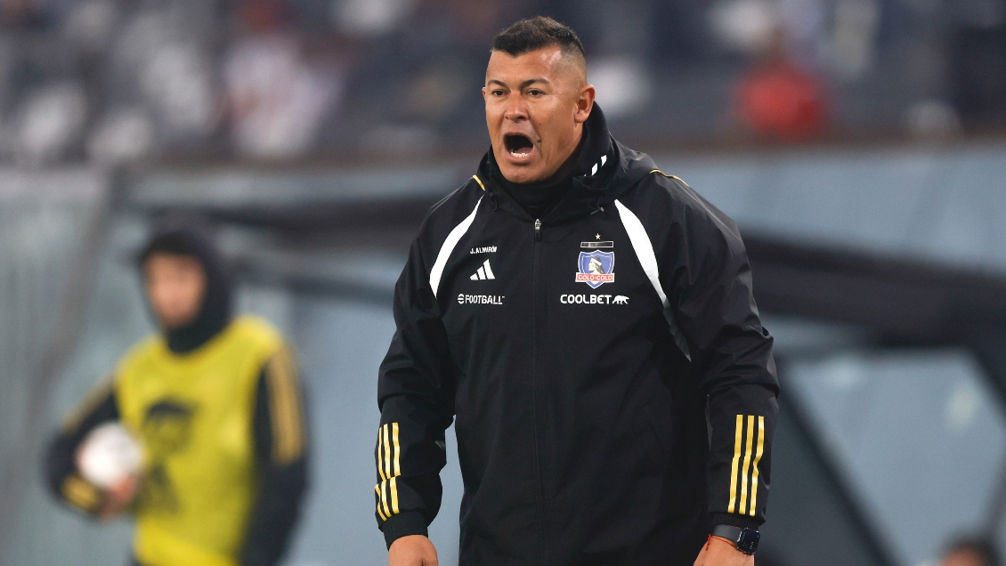 Almirón reaccionó a la imposibilidad de que llegue Matías Catalán a Colo Colo