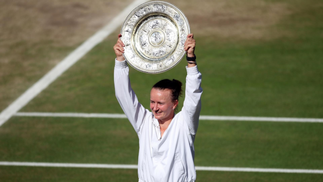  Barbora Krejcikova conquistó Wimbledon tras imponerse a Jasmine Paolini 