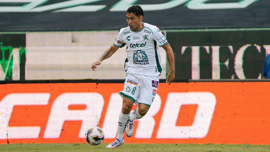 Luciano Cabral hizo su estreno con la camiseta de León