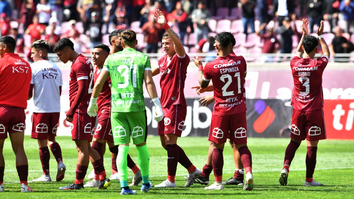 La Serena venció a Antofagasta y se alejó de sus perseguidores en el liderato del Ascenso