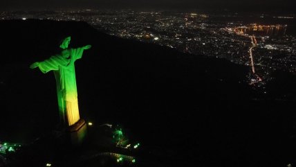   El Cristo Redentor homenajeó a la selección de Brasil por los 30 años del tetracampeonato 