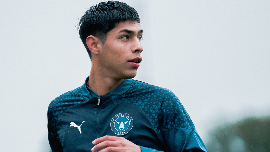 [VIDEO] Los golazos de Darío Osorio en la práctica de Midtjylland