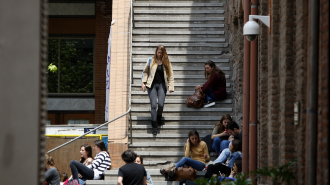   Chile lidera tasa de asistencia a la educación superior en Iberoamérica 