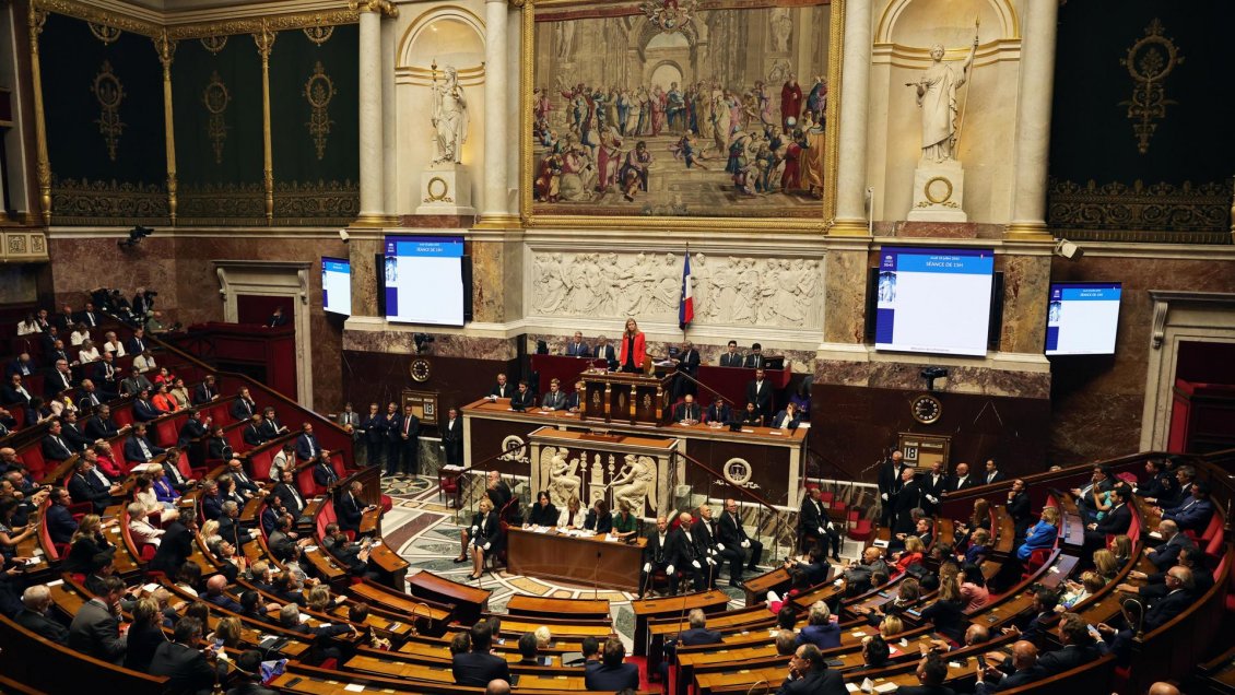 La alianza de Macron con los conservadores copa el poder en la Asamblea Nacional