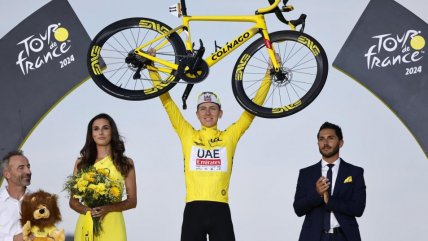   Tadej Pogacar ganó por tercera vez el Tour de Francia 