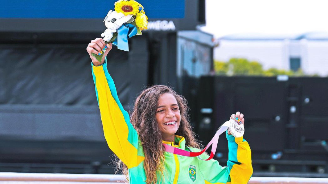 La brasileña Rayssa ganó bronce a los 16 años e hizo historia en los Juegos Olímpicos