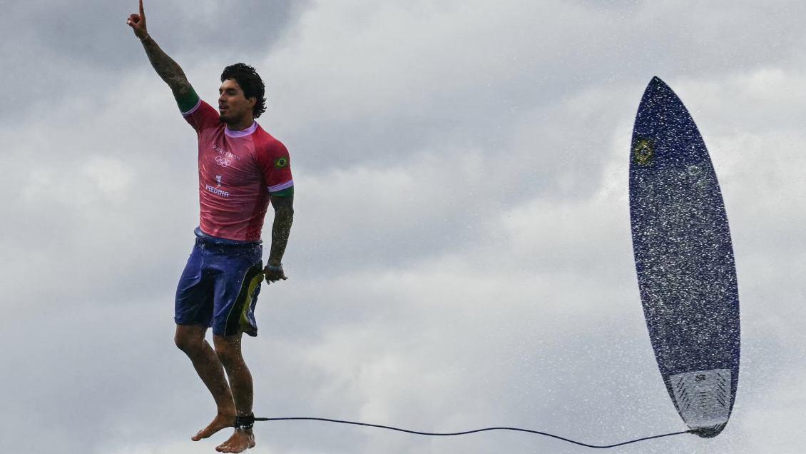 [VIDEO] Rozó el 10: Gabriel Medina logró la mejor nota histórica del surf olímpico