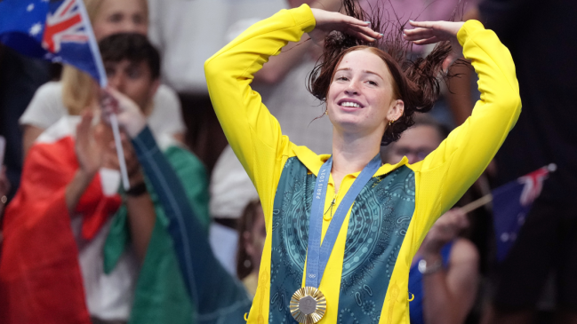   Mollie O'Callaghan ganó el oro en 200 metros libres con nuevo récord olímpico 