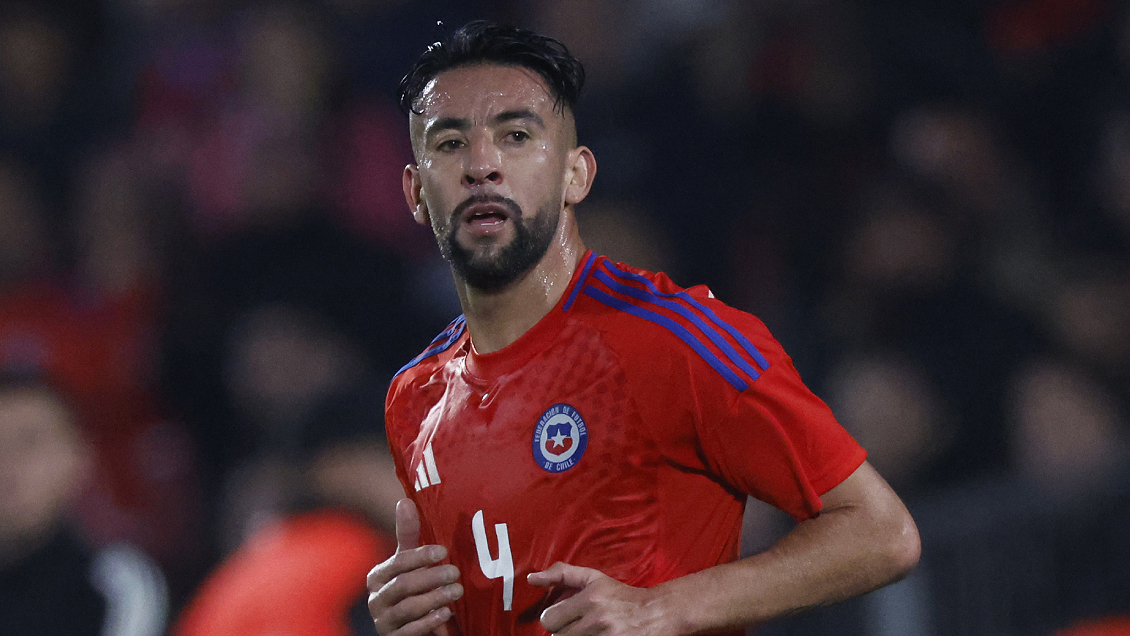 Mauricio Isla se acerca a pasos agigantados a Colo Colo