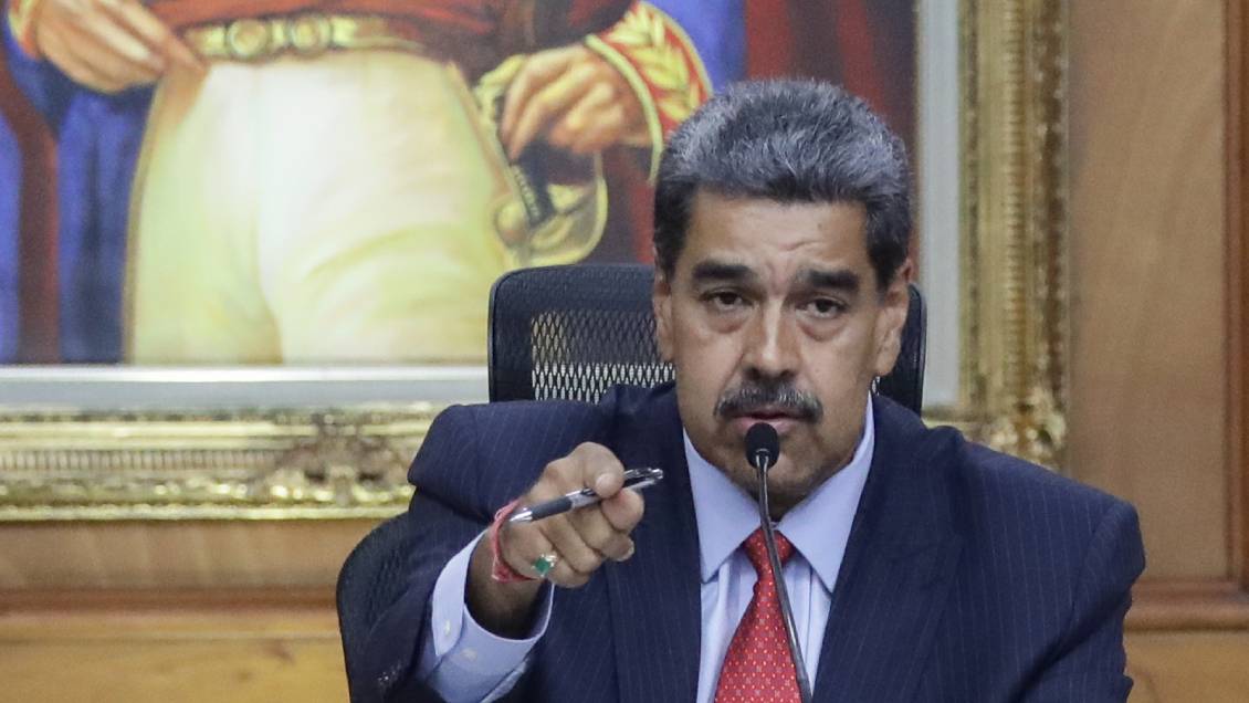 Maduro denuncia que la oposición prepara un 