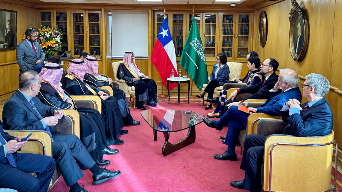 Arabia Saudí desembarcó en Chile con ambicioso plan en busca de los minerales del futuro