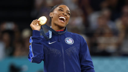   Simone Biles continuó su conquista dorada en París 2024 con el oro en salto 