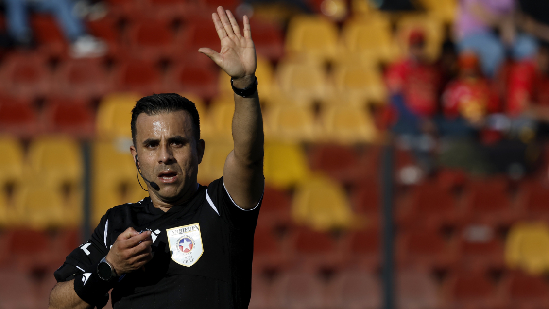 Piero Maza será el árbitro del Superclásico entre U. de Chile y Colo Colo