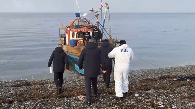   Dos tripulantes fueron hallados muertos a bordo de lancha en Magallanes 