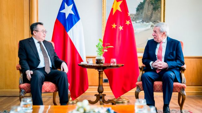 Canciller se reunió con ministro chino: Destacaron vínculo entre ambos países