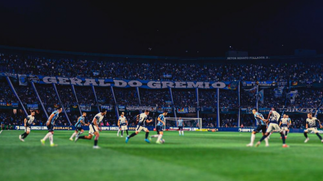 Corinthians eliminó a Gremio de Alexander Aravena en la Copa de Brasil