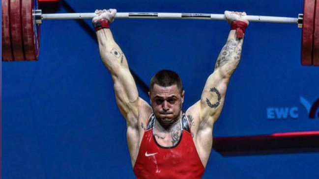 Karlos Nasar se alzó con el oro y batió récord mundial en Halterofilia