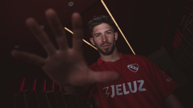 Felipe Loyola fue oficializado como refuerzo de Independiente