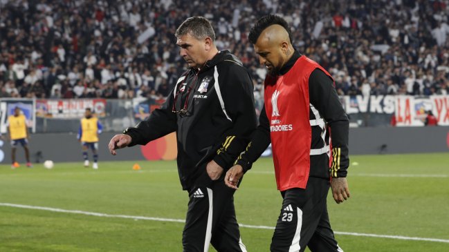 Arturo Vidal se resintió en el calentamiento del duelo ante Junior en la Copa Libertadores