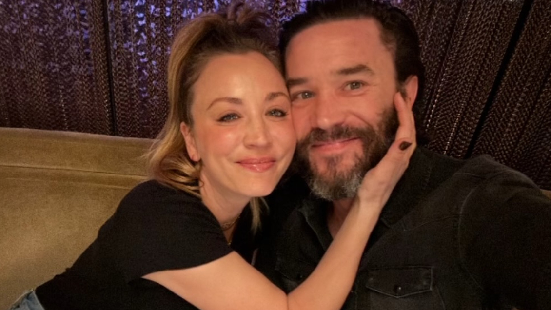 Kaley Cuoco anuncia que está comprometida con Tom Pelphrey, actor de 