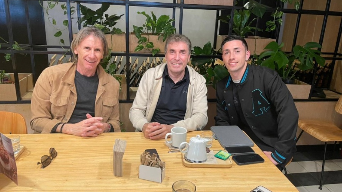 Ricardo Gareca visitó el Monumental de River y se reunió con Echeverría y Alarcón