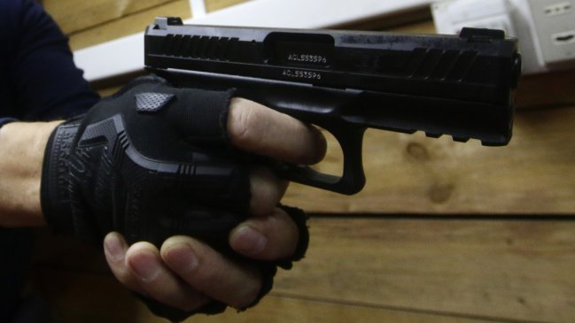 Hombre murió baleado afuera de un club social en Talcahuano