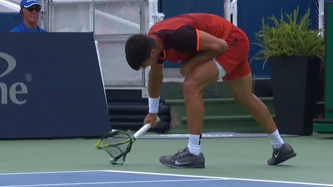 Alcaraz pidió perdón por romper su raqueta en Cincinnati: 