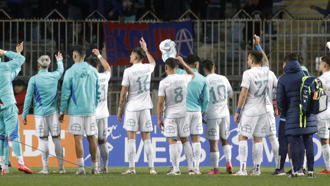 Resumen: Universidad de Chile mantuvo el liderato y le siguen Colo Colo y la UC