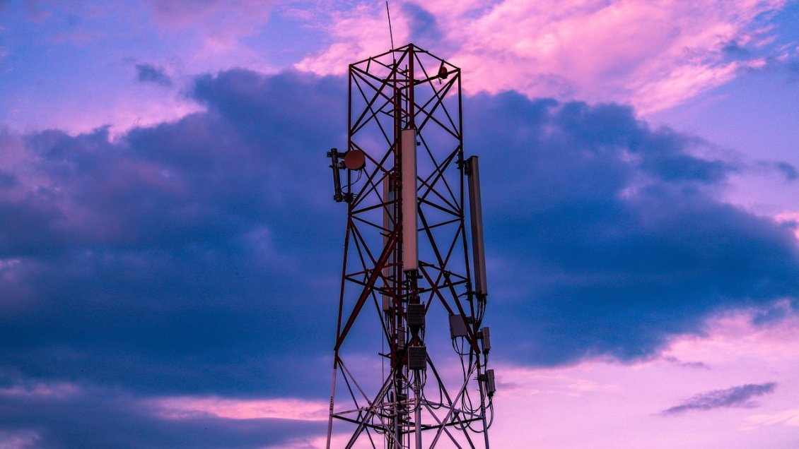 Prisión preventiva para sospechosos de quemar dos antenas de telefonía en Temuco