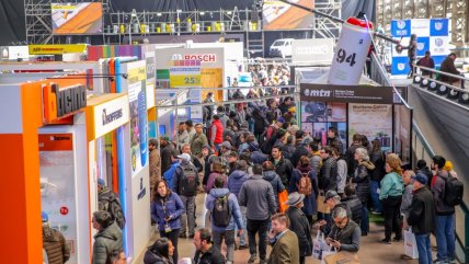   Feria en la Estación Mapocho recibió a centenares de 