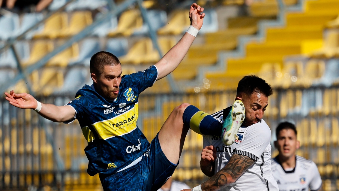 [VIDEO] Diego Oyarzún dejó a Everton con 10 tras este patadón a Correa