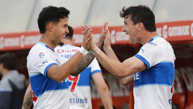 Universidad Católica volvió a los triunfos con goleada ante Huachipato en Santa Laura